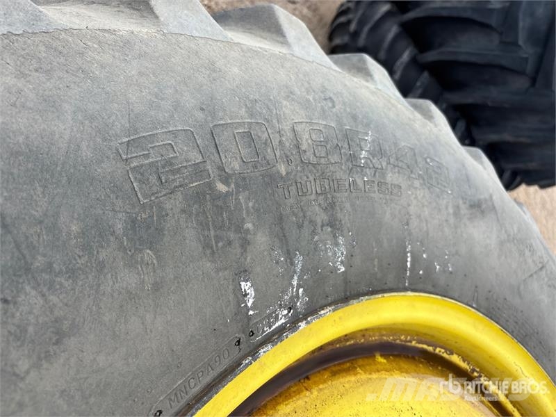 Goodyear of (2) Goodyear Dyna Torque 20.8R42 Radial Tires 輪胎、車輪和輪圈