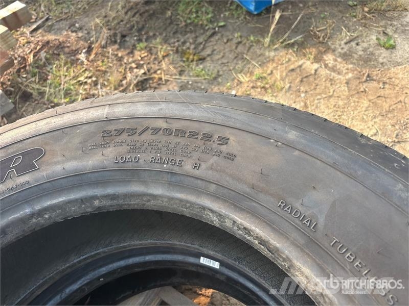 Goodyear of (2) Goodyear G670 RV 275/70R22.5 Tires 輪胎、車輪和輪圈