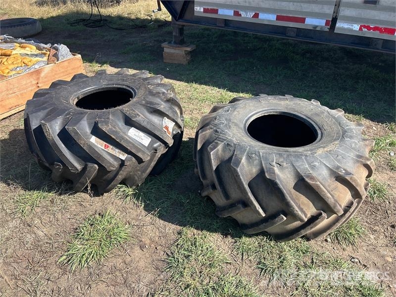 Goodyear of (2) Goodyear Tires Gume, kolesa in platišča