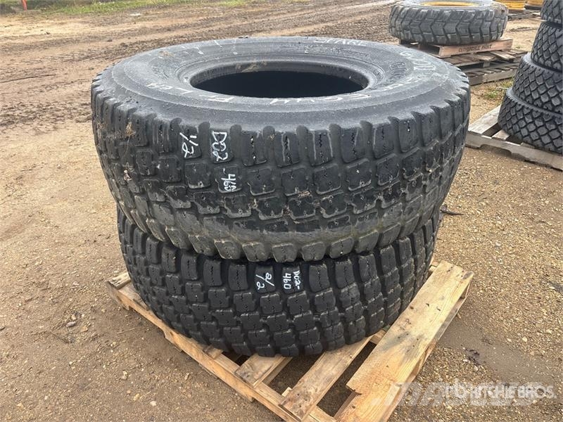 Goodyear of (2) Goodyear Unisteel 17.5R25 Tires (Unused) Däck, hjul och fälgar