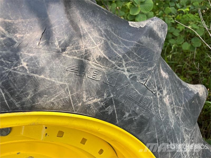 Goodyear of (2) Goodyear 480/70R34 Tires - Fits John Deere  Däck, hjul och fälgar