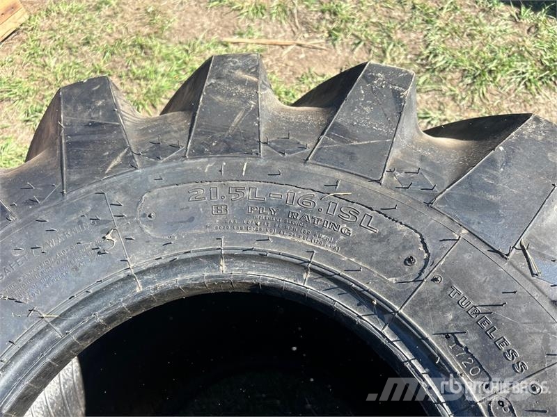 Goodyear of (2) Goodyear Tires Gume, kolesa in platišča