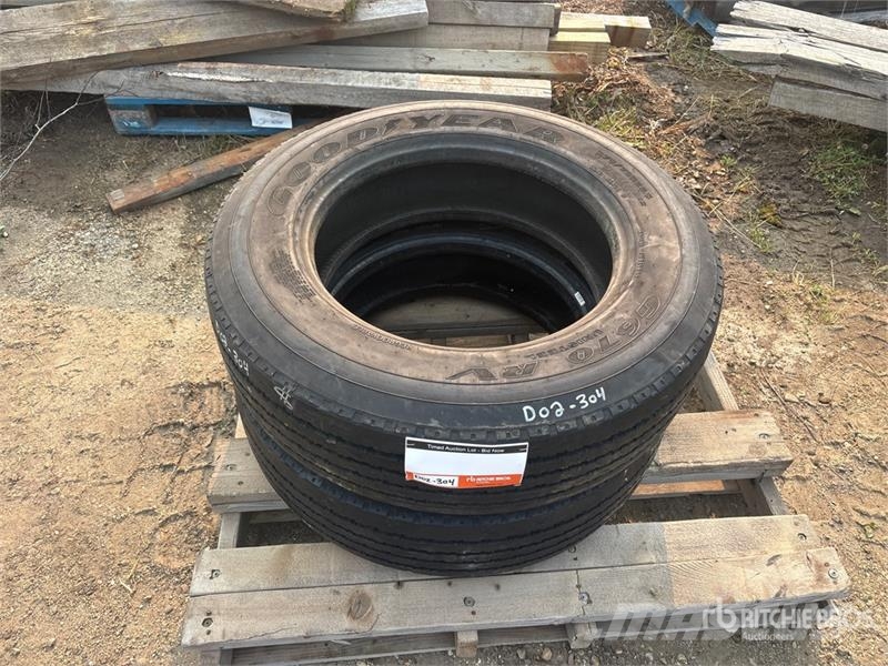 Goodyear of (2) Goodyear G670 RV 275/70R22.5 Tires 輪胎、車輪和輪圈