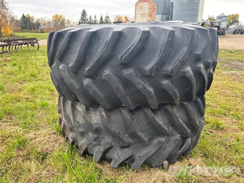 Goodyear of (2) Goodyear 24.5R32 Tires Gume, točkovi i felne