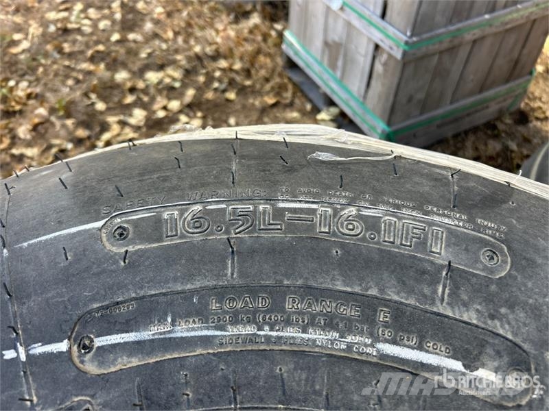 Goodyear of (2) Goodyear 16.5L-16.1F1 Tires (Unused) Gume, točkovi i felne