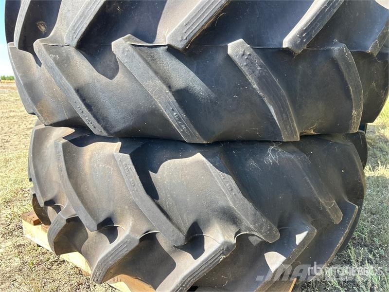 Goodyear of (2) Goodyear 480/70R30 Tires - Fits John Deere الإطارات والعجلات والحافات