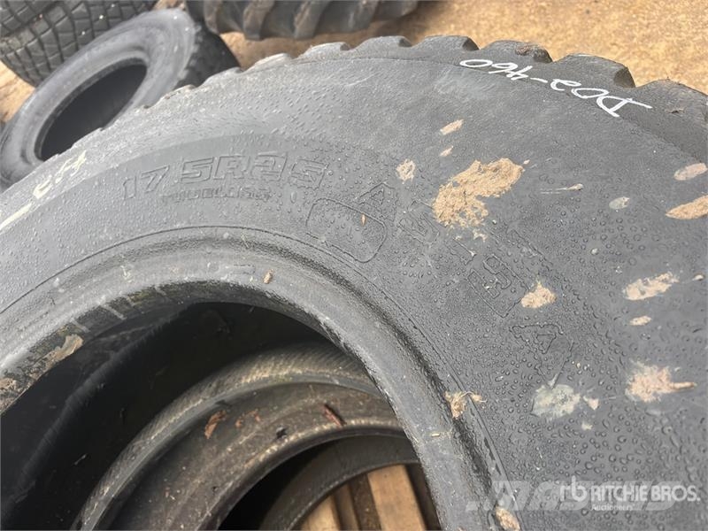 Goodyear of (2) Goodyear Unisteel 17.5R25 Tires (Unused) Däck, hjul och fälgar
