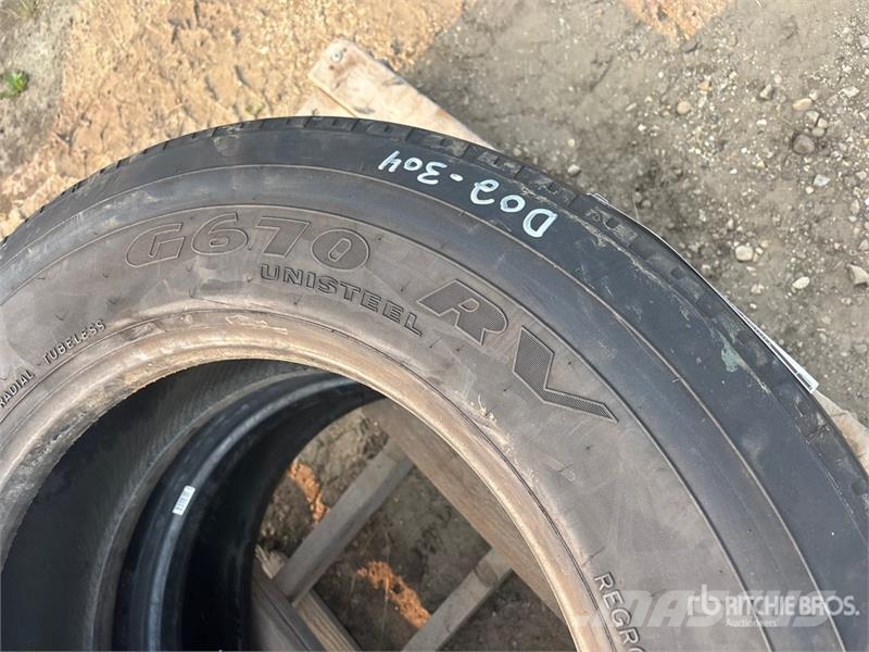 Goodyear of (2) Goodyear G670 RV 275/70R22.5 Tires 輪胎、車輪和輪圈