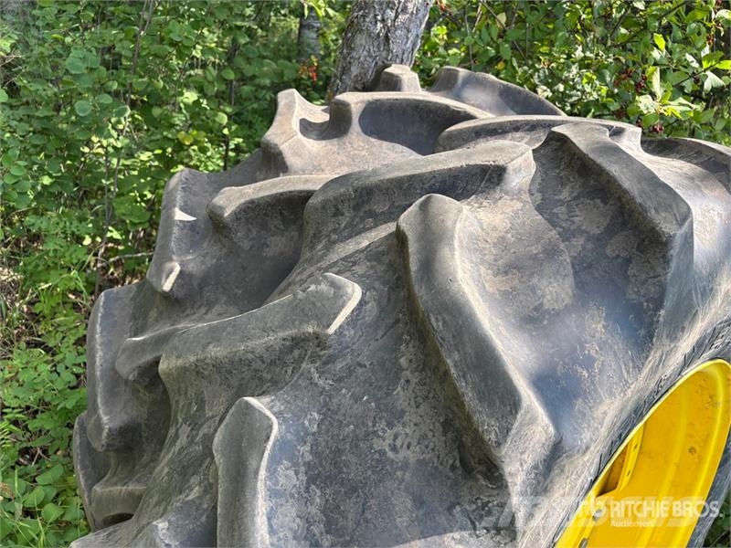 Goodyear of (2) Goodyear 480/70R34 Tires - Fits John Deere  Däck, hjul och fälgar