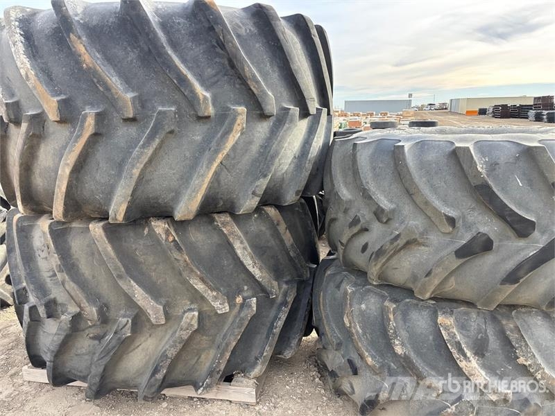 Goodyear of (2) Goodyear 1100/45R46 Tires - Fits John Deere Gume, točkovi i felne