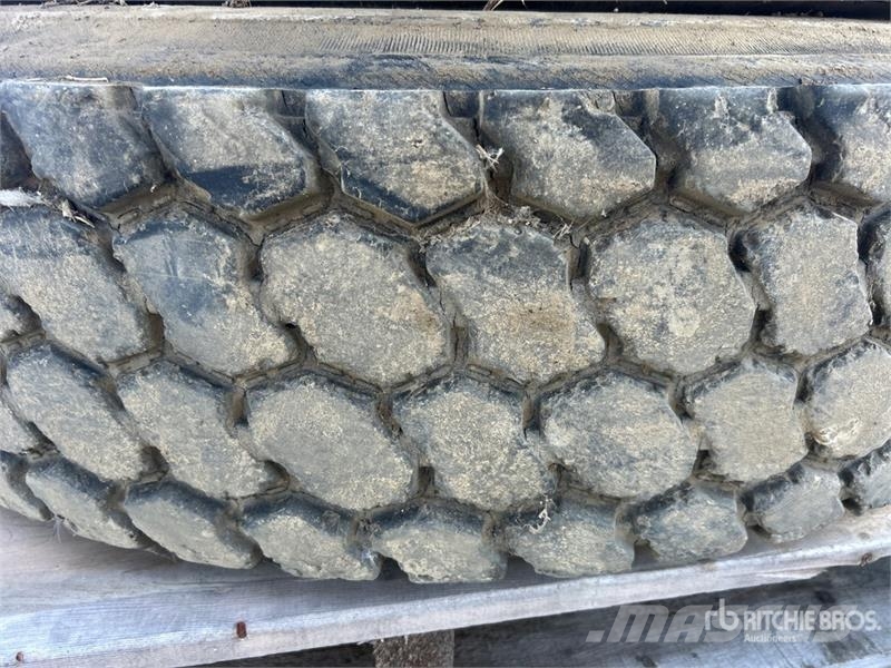 Goodyear of (3) Goodyear 11R24.5 Tires Шины и колёса