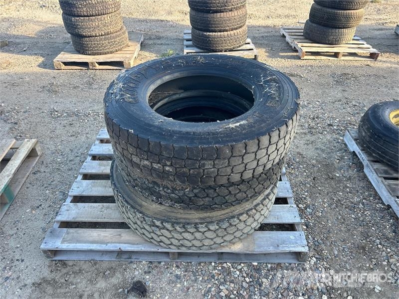 Goodyear of (3) Goodyear 11R24.5 Tires Шины и колёса