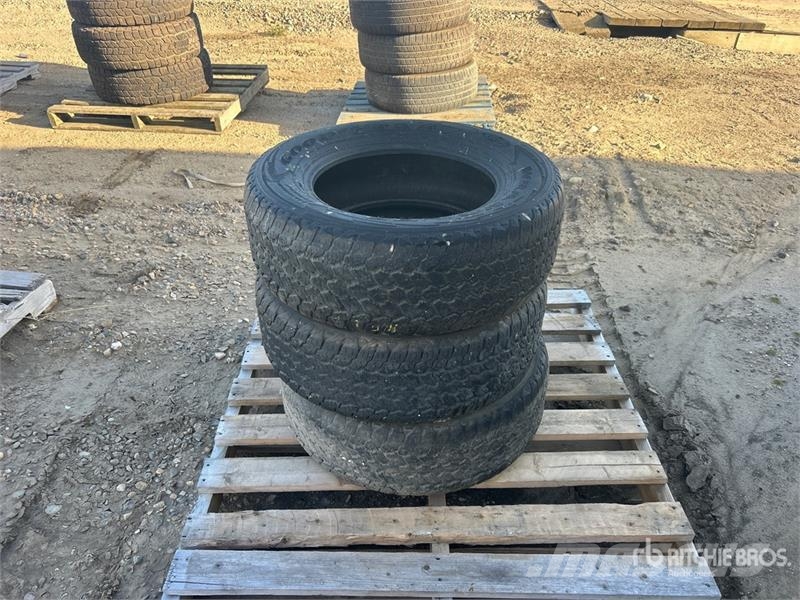 Goodyear of (3) Goodyear 255/65R17 Tires Шины и колёса