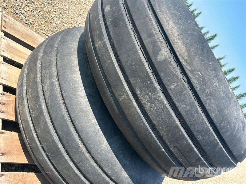 Goodyear of (4) Goodyear 16.5L-16.1FL Tires - Fits Bourgaul Däck, hjul och fälgar