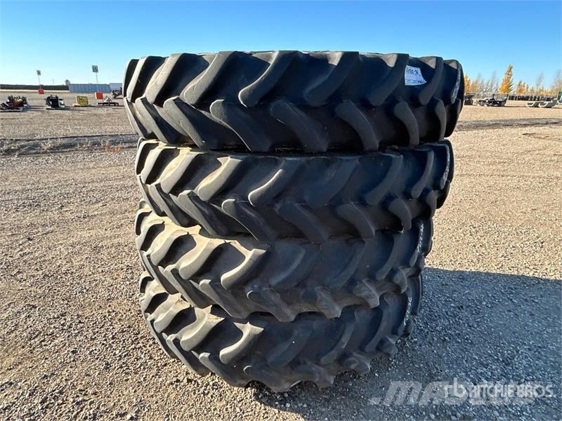 Goodyear of (4) Goodyear Ultra Sprayer 380/90R46 Tires - Fi 輪胎、車輪和輪圈