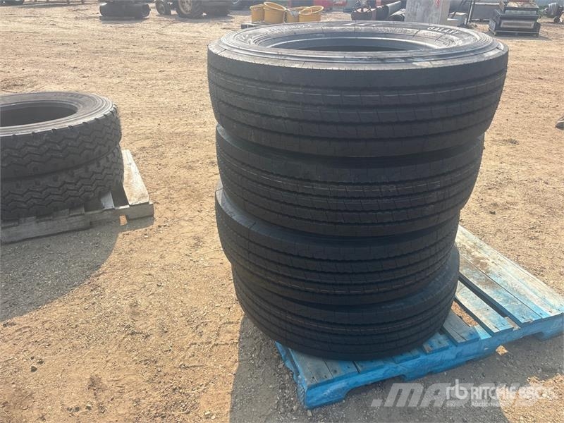 Goodyear of (4) Goodyear 275/70R22.5 Tires (Unused) Llantas