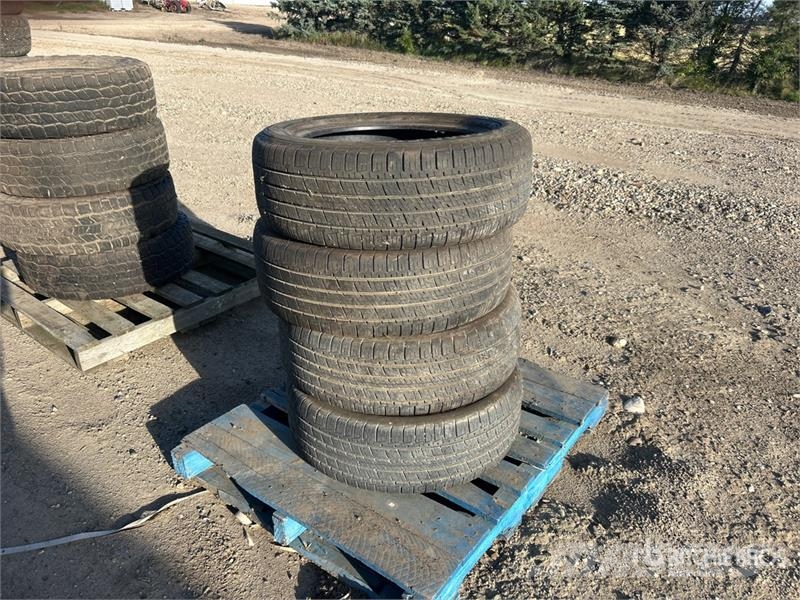 Goodyear of (4) Goodyear 255/55R20 Tires Шины и колёса