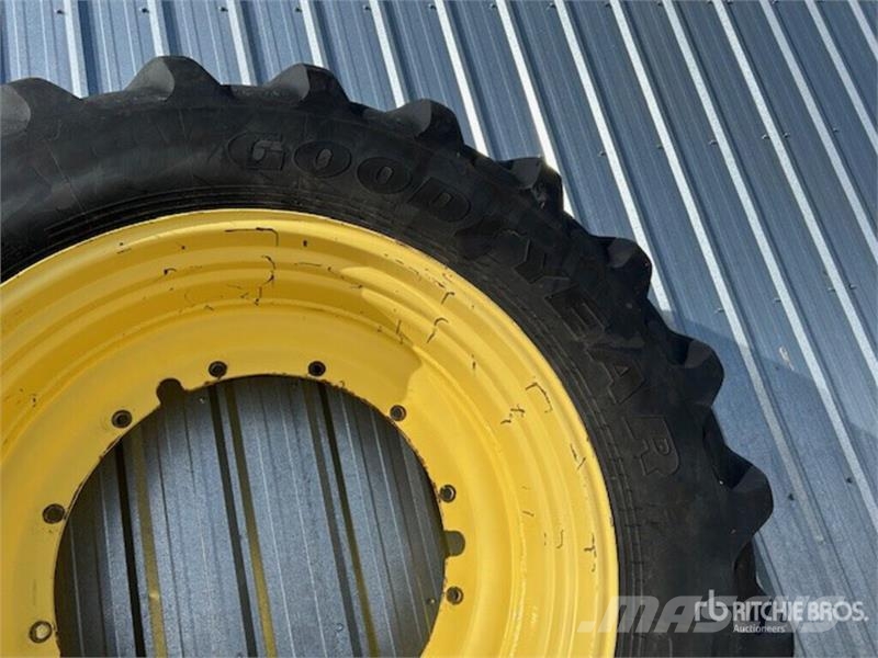 Goodyear of (4) Goodyear 620/70R46 Sprayer Tires - Fits Joh Gume, točkovi i felne