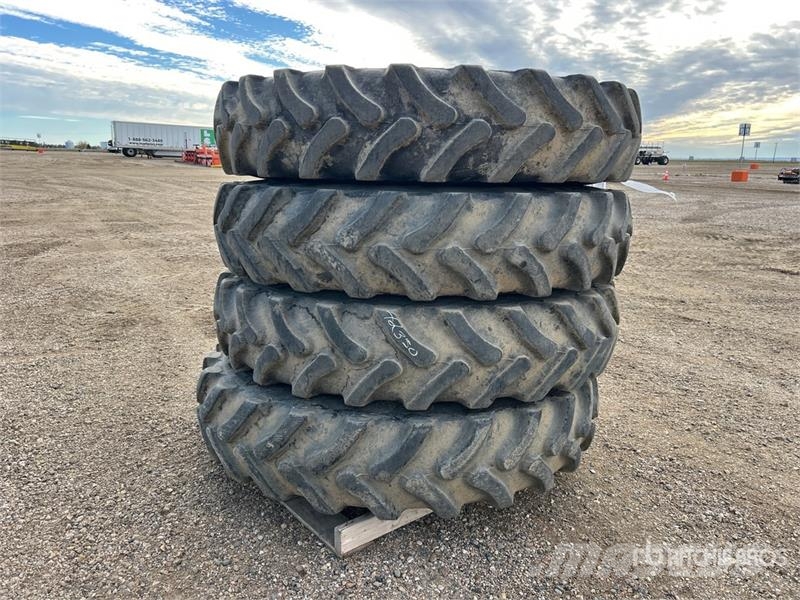 Goodyear of (4) Goodyear Ultra Sprayer 380/90R46 Tires - Fi Banden, wielen en velgen