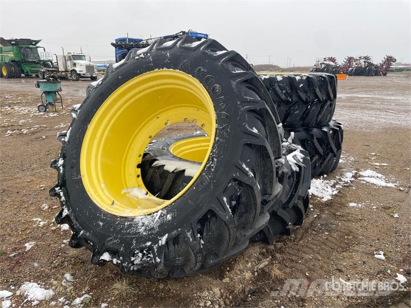 Goodyear of (4) Goodyear DT830 800/55R46 Tires - Fits John  Tekerlekler
