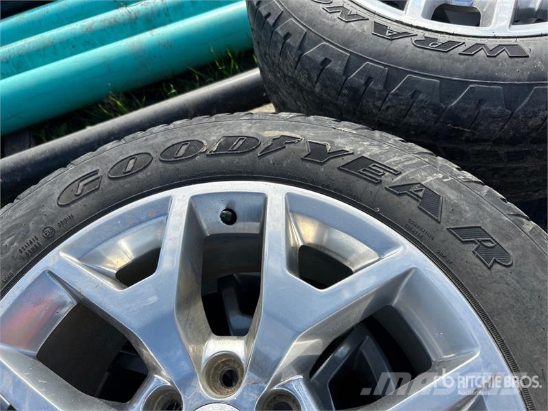Goodyear of (4) Goodyear Wrangler 275/55R20 Tires 輪胎、車輪和輪圈