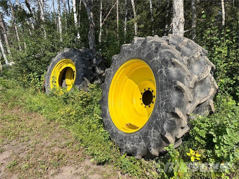 Goodyear of (4) Goodyear 520/85R46 Tires - Fits John Deere  Däck, hjul och fälgar