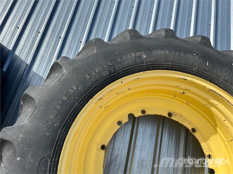 Goodyear of (4) Goodyear 620/70R46 Sprayer Tires - Fits Joh Gume, točkovi i felne