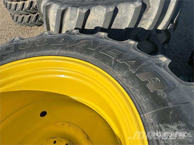 Goodyear of (4) Goodyear 800/55R46 800/55R46 Tires - Fits J 輪胎、車輪和輪圈