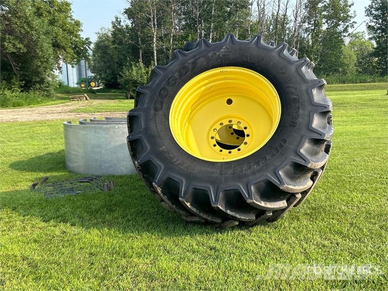 Goodyear of (4) Goodyear 710/70R38 Tires - Fits John Deere Шины и колёса