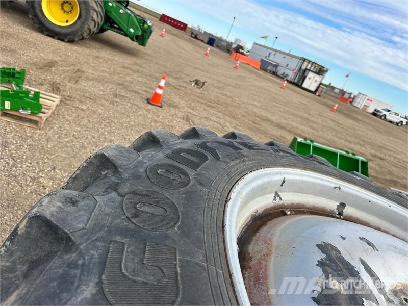 Goodyear of (4) Goodyear Ultra Sprayer 380/90R46 Tires - Fi Banden, wielen en velgen