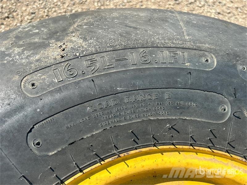 Goodyear of (4) Goodyear 16.5L-16.1FL Tires - Fits Bourgaul Däck, hjul och fälgar