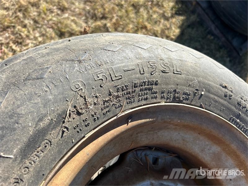 Goodyear of (5) Goodyear 9.5L-15SL Tires Gume, točkovi i felne