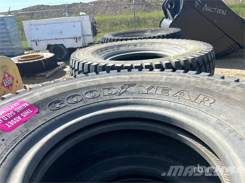 Goodyear of (9) Goodyear 14.00R24TG Tires Rehvid, rattad ja veljed