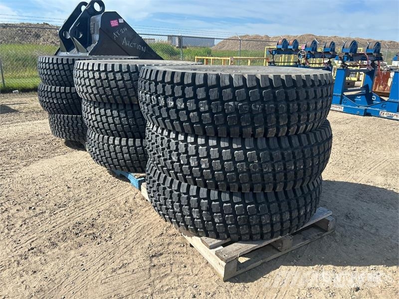 Goodyear of (9) Goodyear 14.00R24TG Tires Rehvid, rattad ja veljed