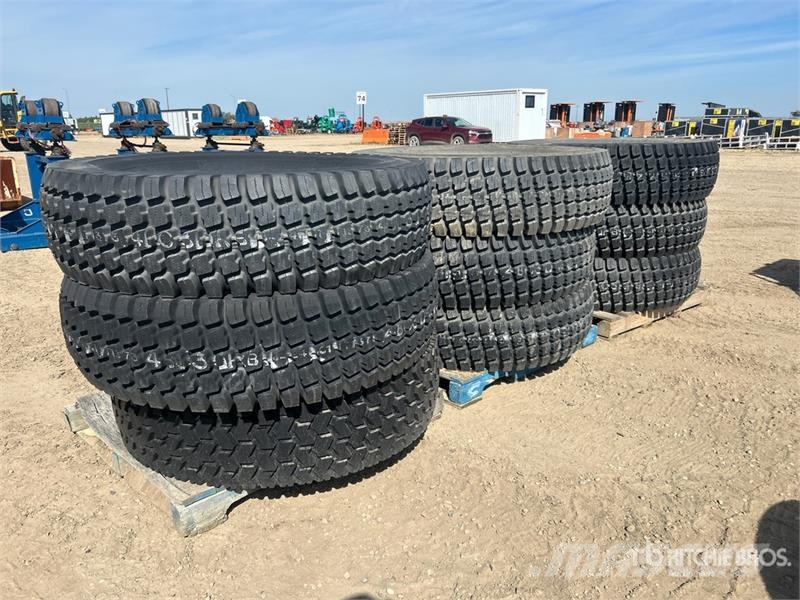Goodyear of (9) Goodyear 14.00R24TG Tires Rehvid, rattad ja veljed