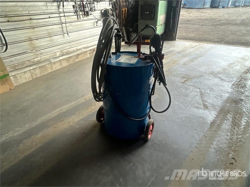 Graco Portable Oil Dispensing System مكونات أخرى