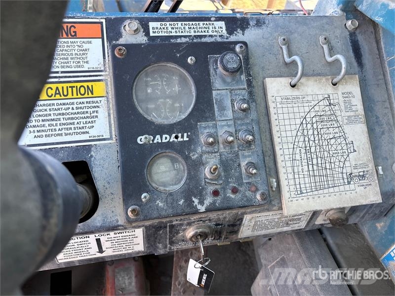 Gradall 544D Teleskopiskie manipulatori