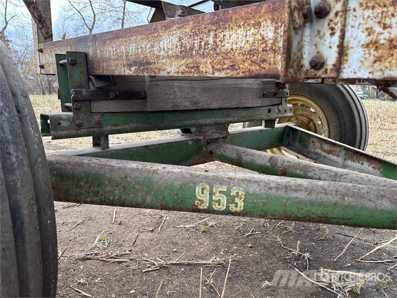 Grain Wagon Getreideanhänger