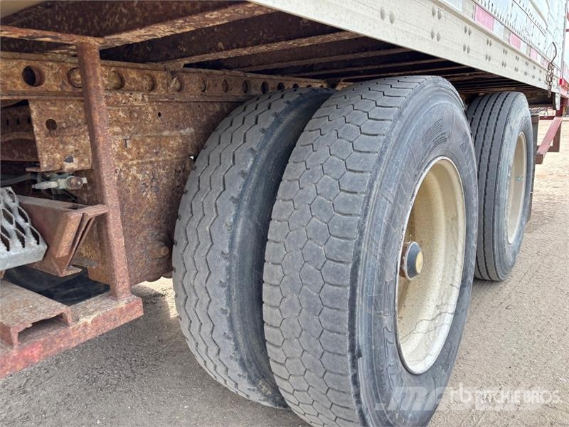 Great Dane 48 ft x 102 in T/A Tool Crib Refrigerated Trailer Semi remorque frigorifique