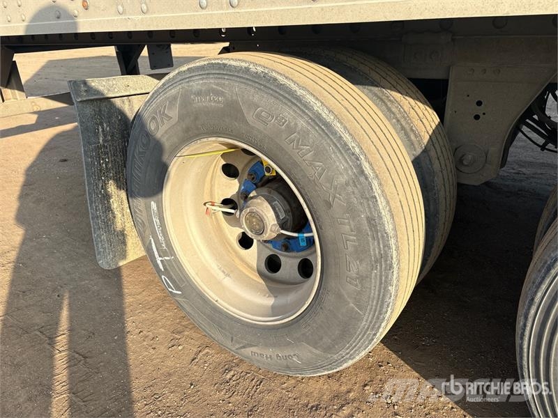 Great Dane 53 ft x 102 in T/A Refrigerated Trailer Piekabes ar temperatūras kontroli