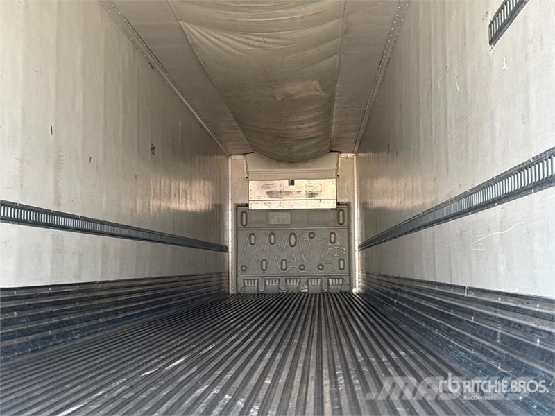 Great Dane 53 ft x 102 in T/A Refrigerated Trailer Piekabes ar temperatūras kontroli