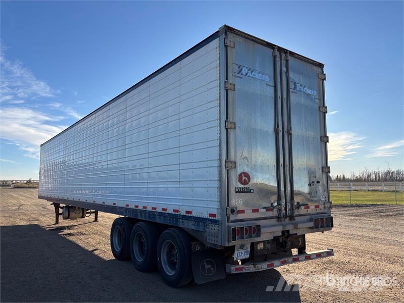 Great Dane 53 ft x 102 in Tri/A Refrigerated Trailer Külmikpoolhaagised
