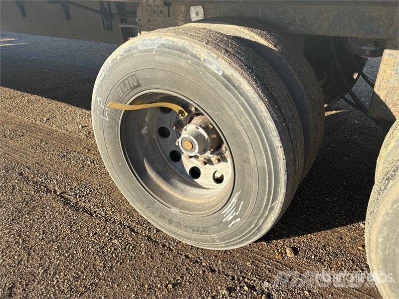 Great Dane 53 ft x 102 in T/A Refrigerated Trailer نصف مقطورات بدرجة حرارة قابلة للضبط