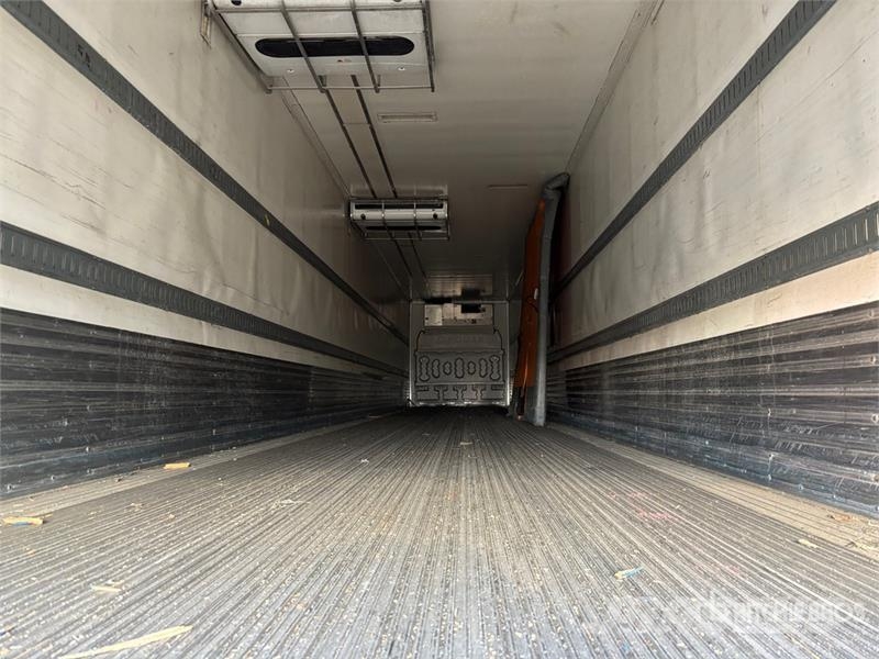 Great Dane 53 ft x 102 in Tri/A Refrigerated Trailer Hűtős félpótkocsik