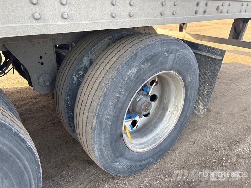 Great Dane 53 ft x 102 in T/A Refrigerated Trailer Piekabes ar temperatūras kontroli
