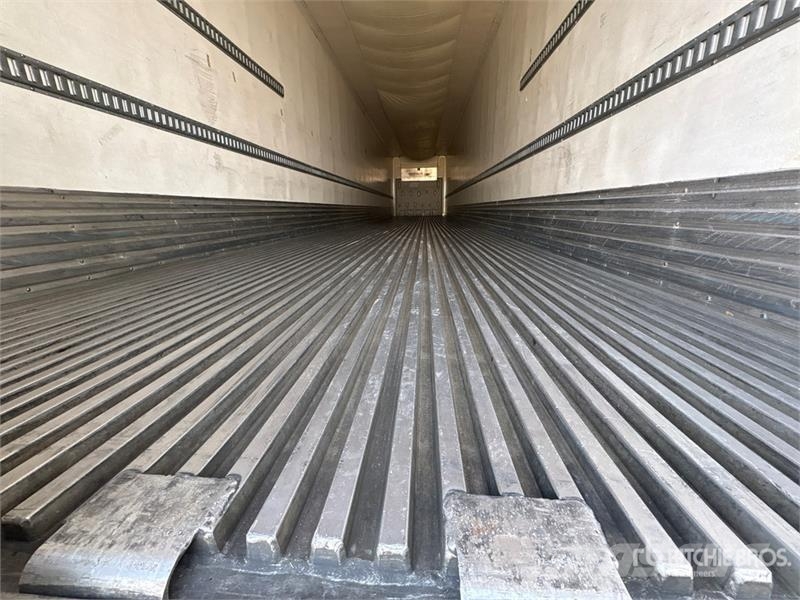 Great Dane 53 ft x 102 in T/A Refrigerated Trailer Piekabes ar temperatūras kontroli