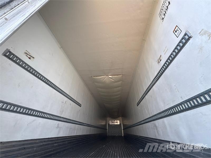 Great Dane 53 ft x 102 in T/A Refrigerated Trailer Piekabes ar temperatūras kontroli