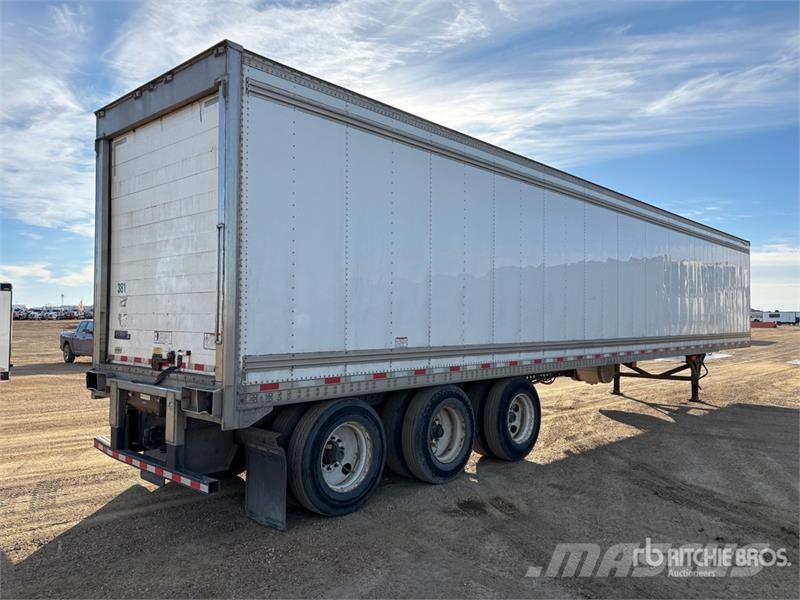 Great Dane 53 ft x 102 in Tri/A Multi -Temp Refrigerated Trai Chladiarenské návesy