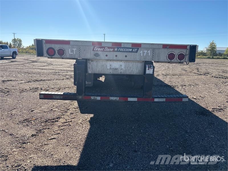 Great Dane 60000 lb 53 ft T/A Spread Axle Flatbed Trailer Plataforma plana/laterales abatibles