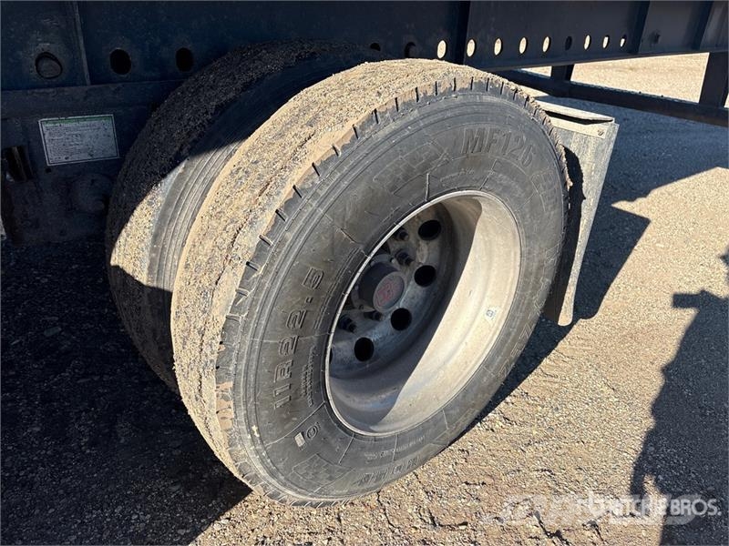Great Dane Freedom LT 53 ft T/A Spread Axle Flatbed Trailer Flatbed/Dropside trailers